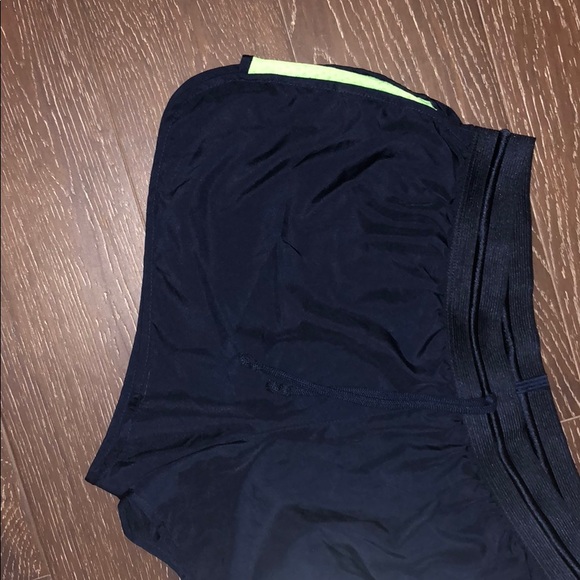 Nike dri fit shorts - Picture 2 of 4